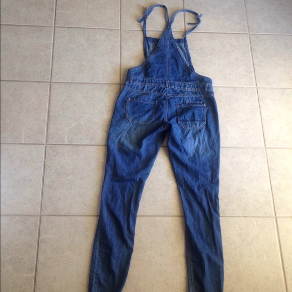 Overalls - Picture 2 of 5